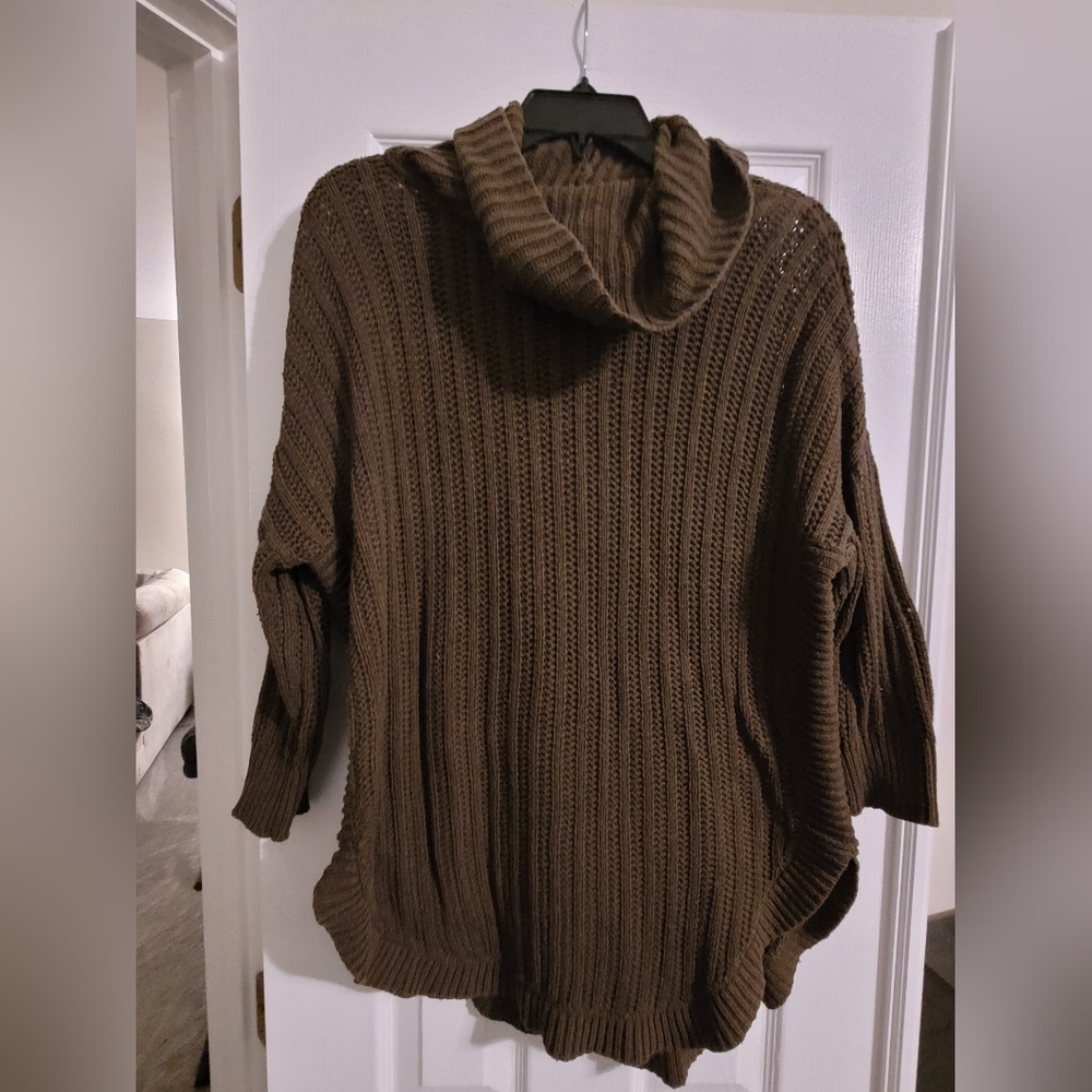 Express 3/4 Sleeve Sweater